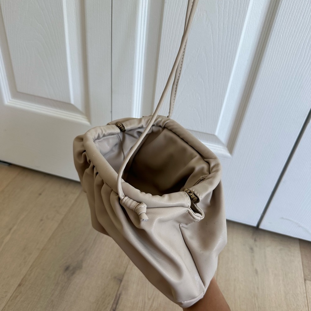 Pouch bag - Picture 7 of 7